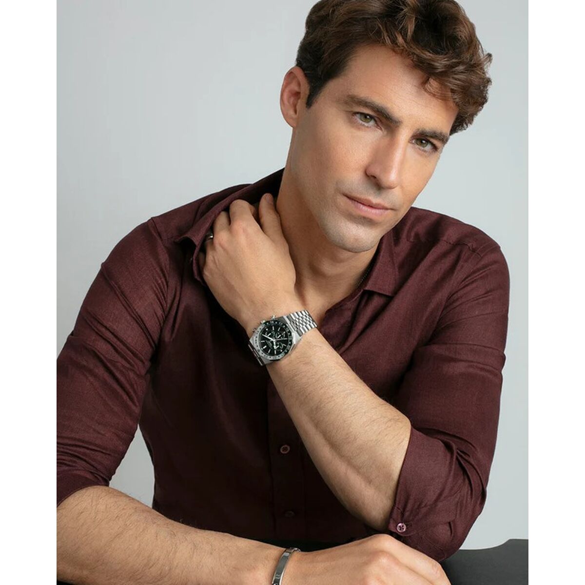 V2HBFDE1043E46FAA8F3312BF89C4992634R6733104P4