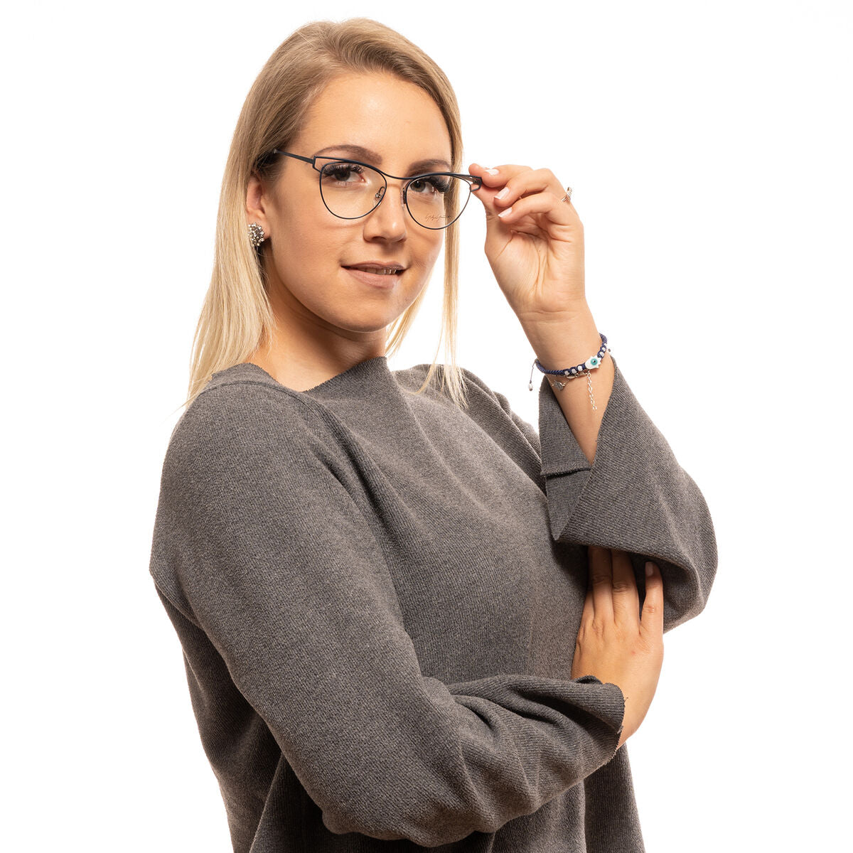 V8H990D938EA14C85F19479216A96A5FD28R3701832P4