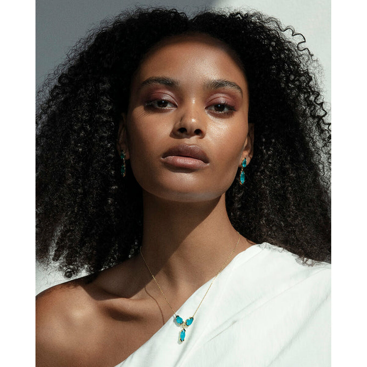 V4H82C65A7208BC659761DBE602ADF2AFC3R6828130P2