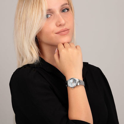 V2H9ED077122B162472D437095882B94AC5R6993241P5