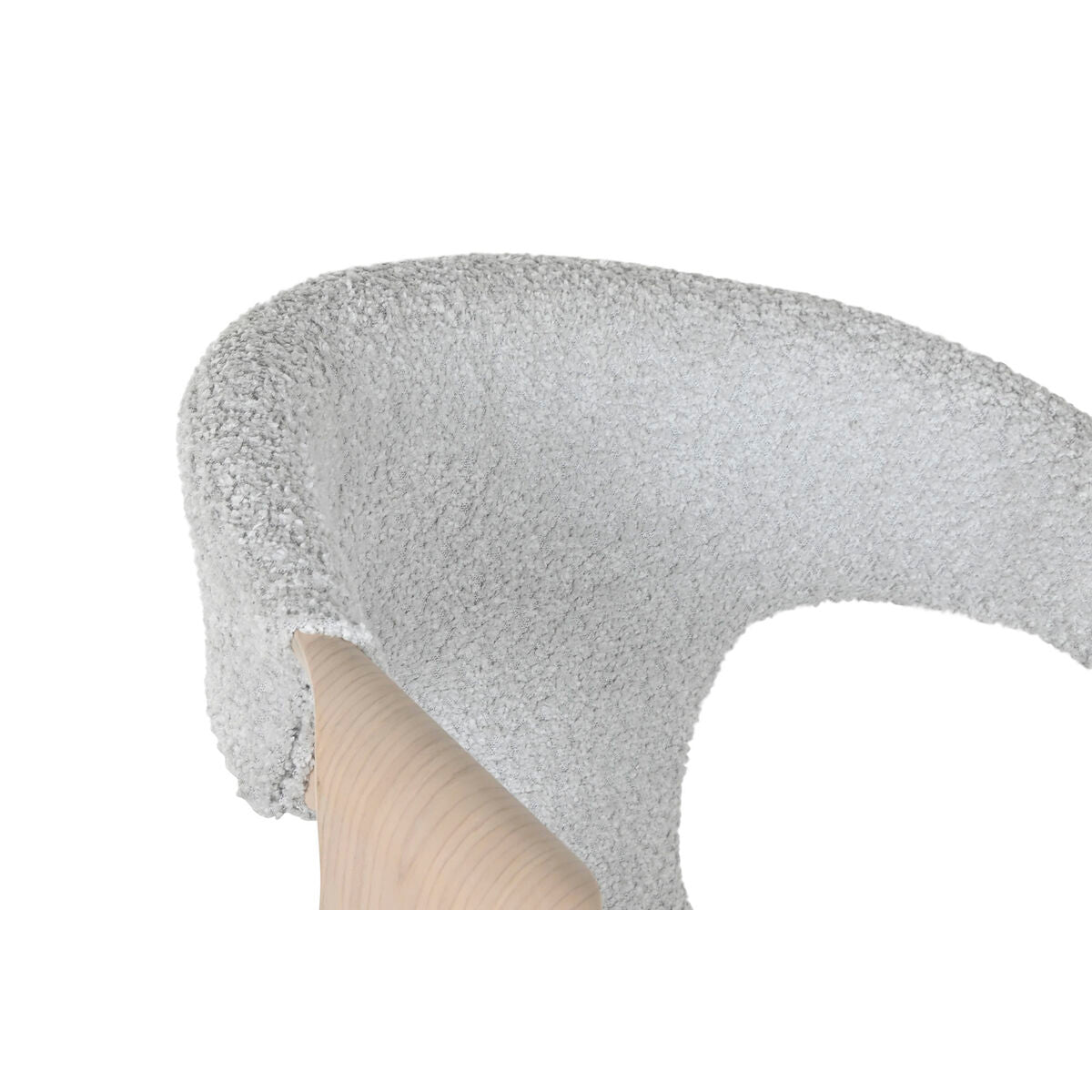 V6HDD68B25B3B69433525C644A5C28593A5R6384970P5