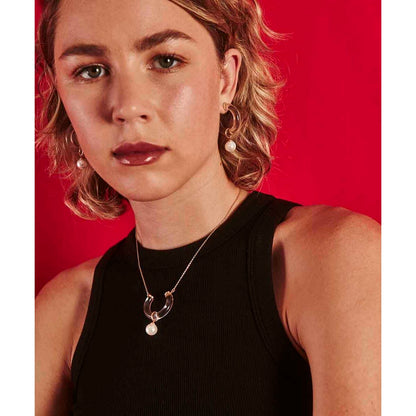 V4H7CEBF6389D169682F702F8D265F711FBR4568223P3