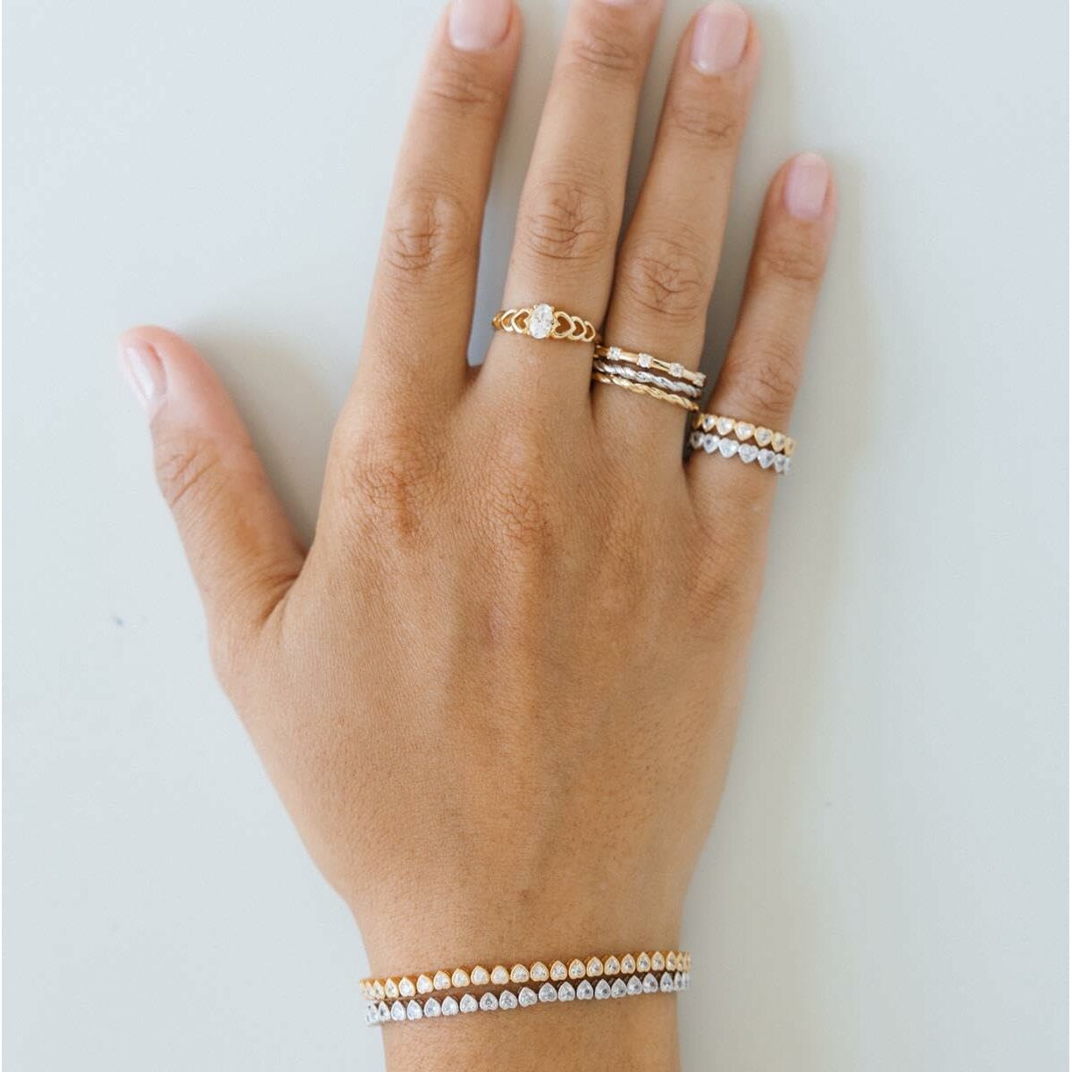 V3H26EB5F0FA081C39D28F53ACD5FE1820BR5776106P2