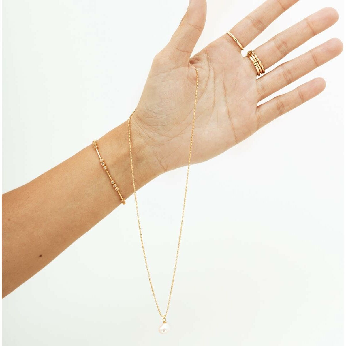 V3H26E1B3272197225CE6E9E7BD30628484R6186023P3