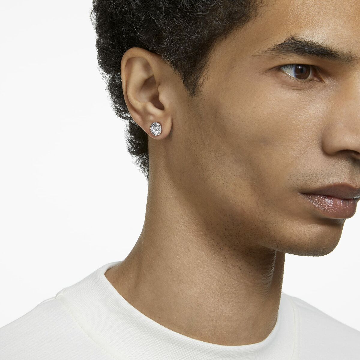 V6HD02267D9DA304711C635E7240A0E3D3BR3931697P5