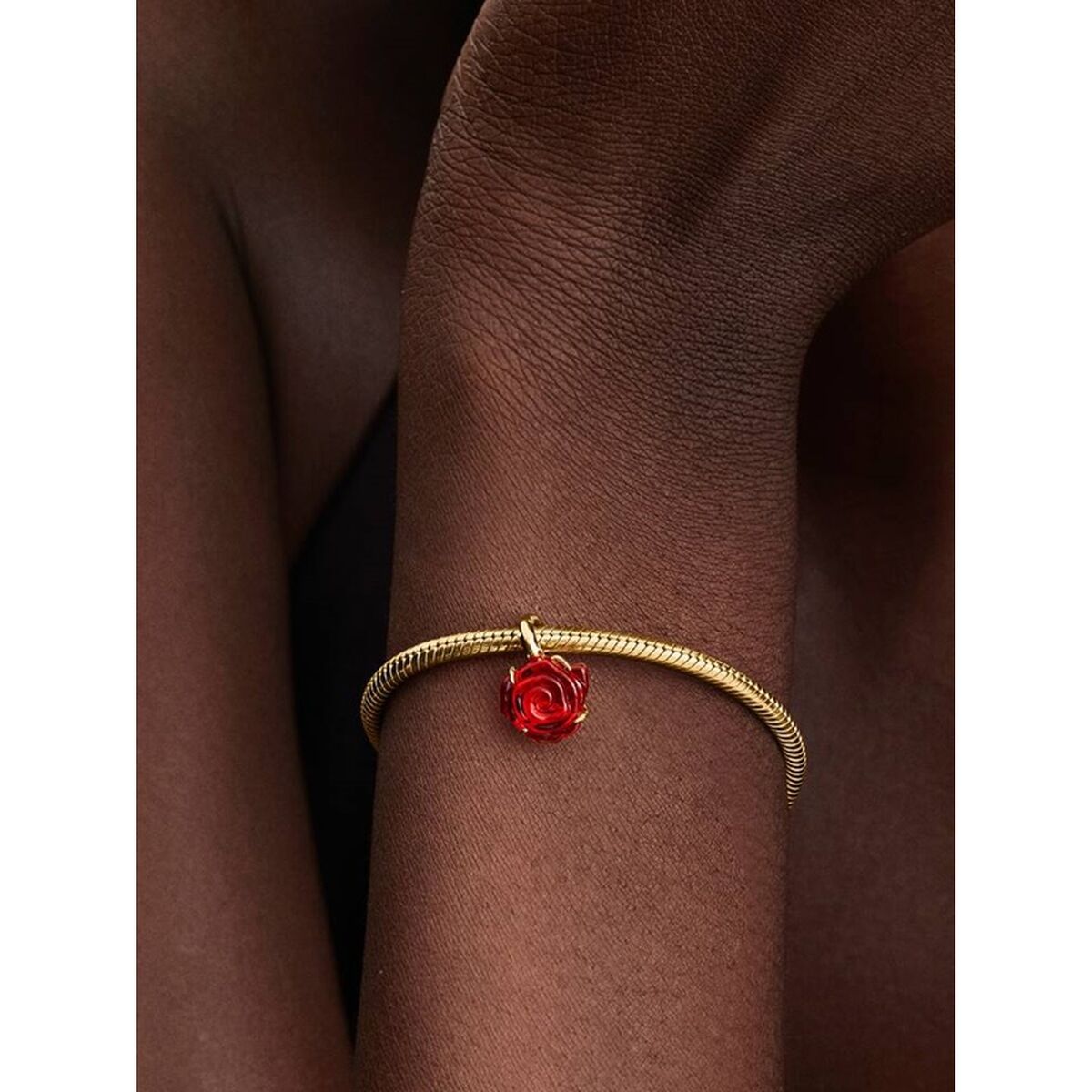 V3HFDB215F00A3ADED4275C15C7FC05CE4CR7590128P3