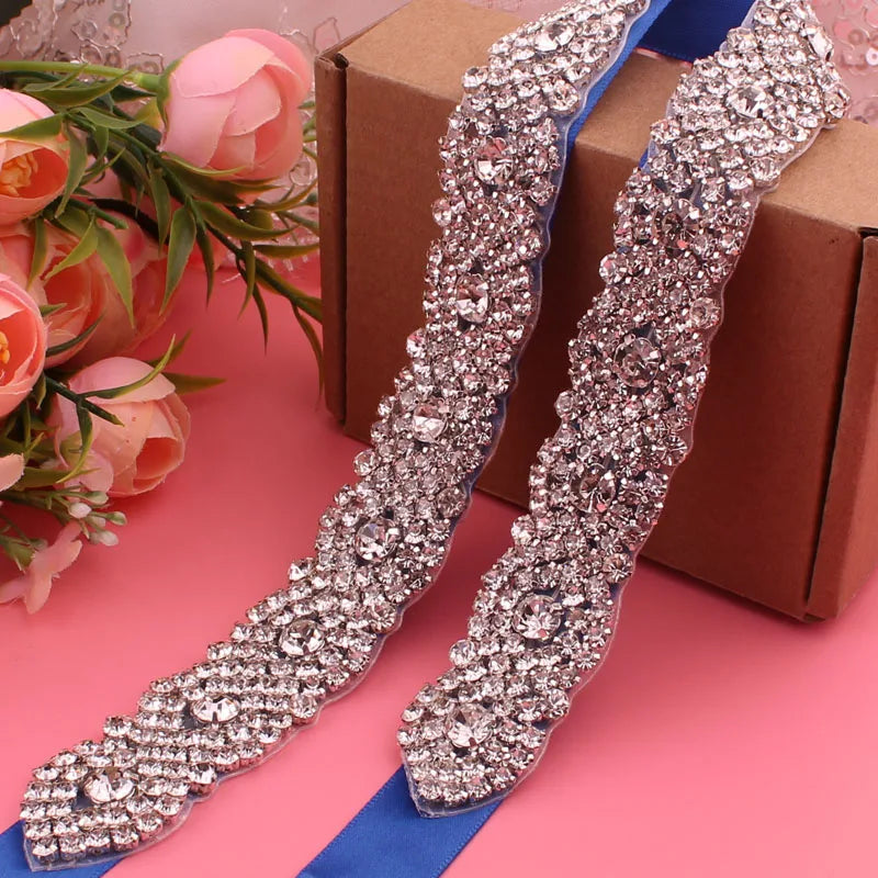 Cinto de Noiva com Cristais e Strass