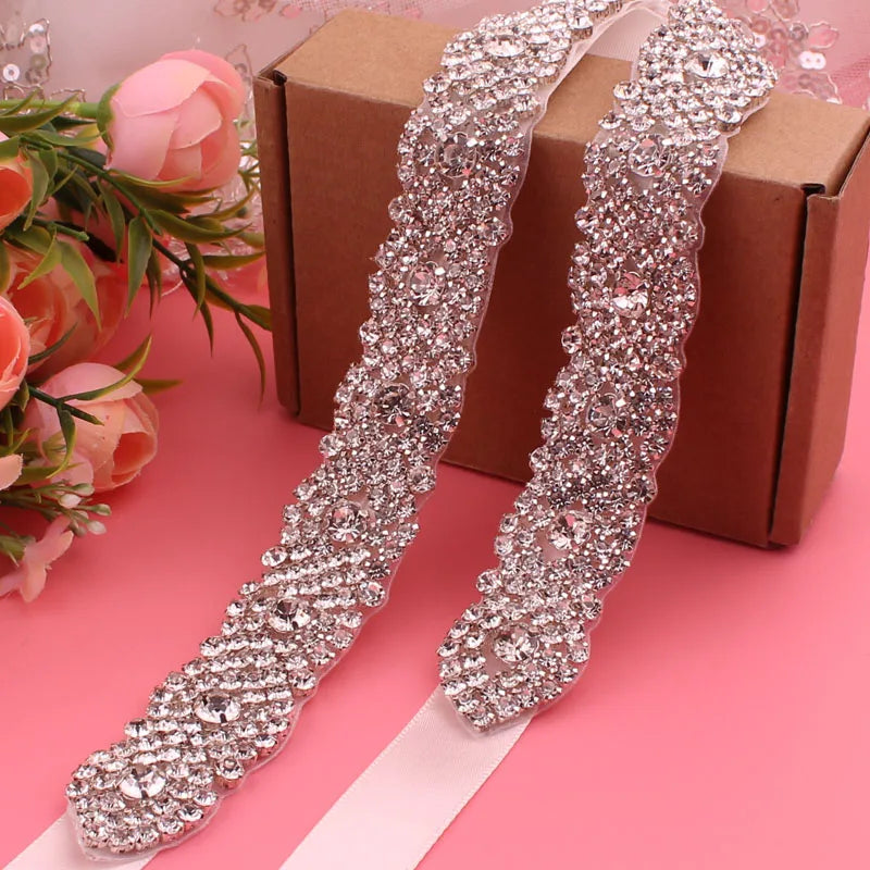 Cinto de Noiva com Cristais e Strass