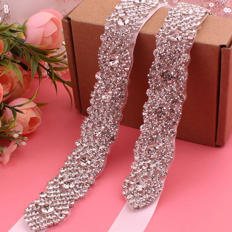 Cinto de Noiva com Cristais e Strass