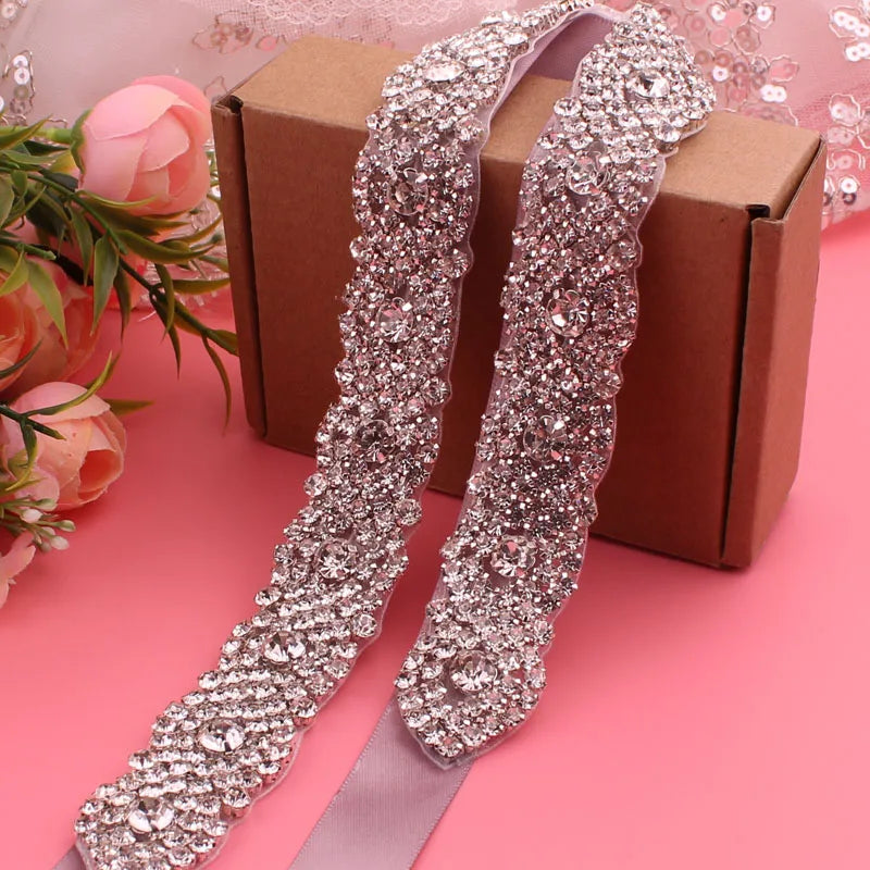Cinto de Noiva com Cristais e Strass