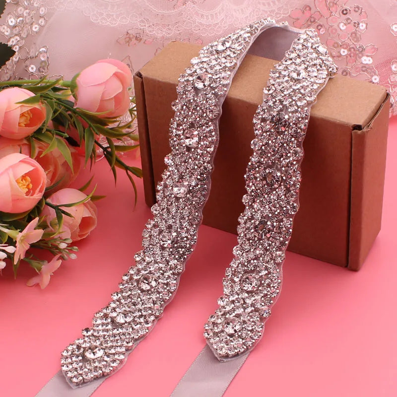 Cinto de Noiva com Cristais e Strass